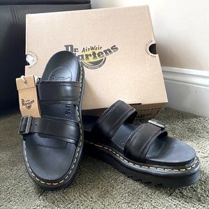 Dr Martens Air Wair Unisex Sandals